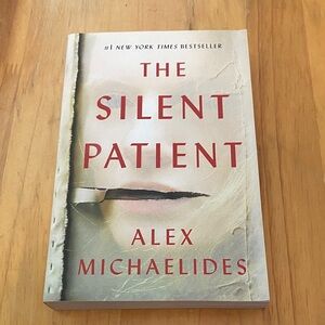 The Silent Patient by Alex Michaelides Paperback Book